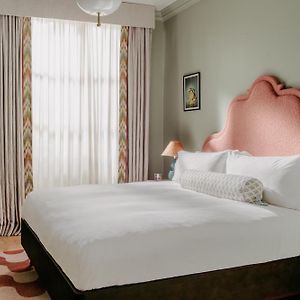 Kamer met een King Size Bed